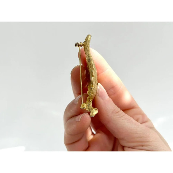 BSK Signed Gold Toned Leaf | Foliage | Autumn Cutout 80's Vintage Brooch Pin - Picture 4 of 7